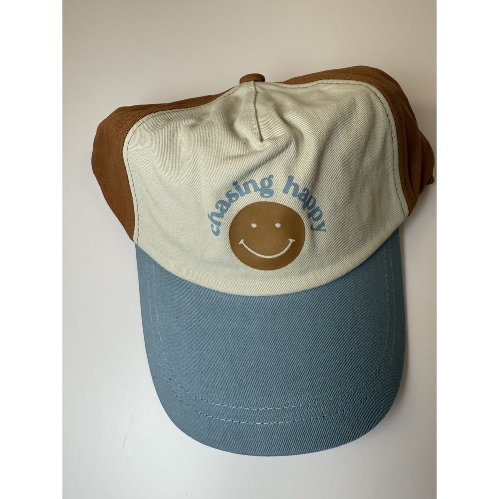 NWT GuomiKids OS Chasing Happy Hat Organic Cotton